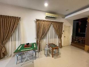 Suites in De Block
• Melaka City Center Apartment in Malacca