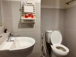 Apartement Studio Bintaro Icon Emerald@alonelyroom Vacation rental in Jakarta