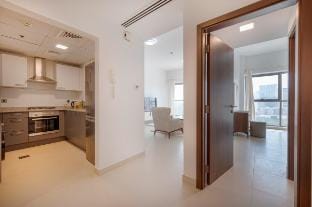Contemporary 1BHK with Home Feel Vacation rental in Dubai