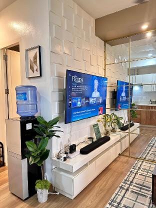New and Spacious Condo Unit near SM Ecoland & DGT Apartment in Davao City