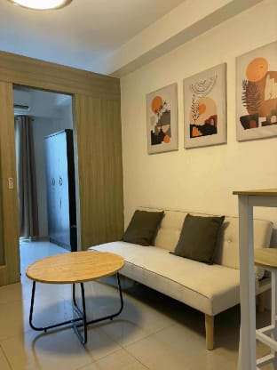 Pool View Condo Near MOA & Airport Apartment in Pasay
