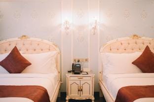 Lafayette Luxury Suites Baguio - QN Vacation rental in Baguio