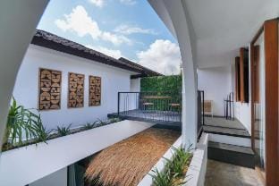 Aleara - 3BR Private Pool in the heart of Jimbaran Villa in Kuta Selatan