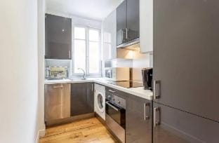 Amazing luxury apartment center Paris  Apartment in Paris