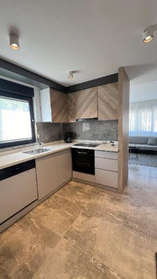 Fully Equipped 2BR Apartment with Balcony Vacation rental in Side