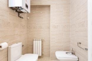 Bright & Spacious 2-BD Apartment in Chueca Apartment in Centro