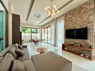 Jomtien Internet-Famous Designer 4 Bed Colada B Vacation rental in Pattaya City