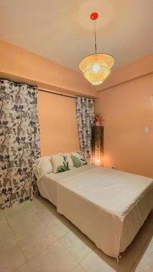 Cozy Two bedroom Condo with WiFi and Netflix  Apartment in Marikina