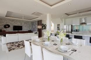 3 Bedroom Seaview Villa Pomelo Villa in Ko Samui