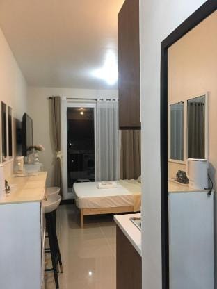 Cozy Studio | Pool, Netflix, Near Mactan Airport Apartment in Lapu-Lapu City