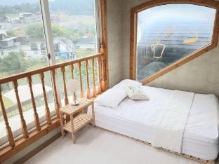 Fun Vineyard 가평 포도밭 댕댕이 펜션 (3호실), 반려동물 가능 객실 Vacation rental in Gyeonggi-do