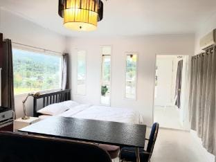 Fun Vineyard 가평 포도밭 댕댕이 펜션 (6호실), 일반객실 (반려동물 불가능) Vacation rental in Gyeonggi-do