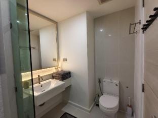 Luxury Poolside Retreat - Seven Seas Resort Vacation rental in Pattaya City