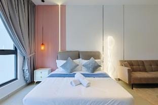 Joyful Stylish Studio @ Empire City By Nexx Field Vacation rental in Petaling Jaya