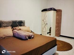 Kuta Surf Villa Villa in Pujut