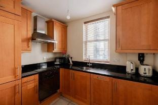 Designer 2BR/1BA Flat Steps to Hyde Park! Apartment in City of Westminster