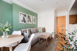 Designer 2BR/1BA Flat Steps to Hyde Park! Apartment in City of Westminster