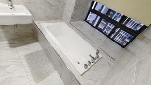 Cozy Minimalist Studio | Bathtub•Pool•Family Stay Vacation rental in Malacca