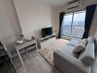 Luxury Studio with great View High Floor Vacation rental in Bangkok