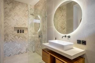 FerrenoV- Private Pool Paradise | Elegant 2BRVilla Villa in North Kuta