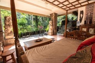 Bungalow Santai at Beji Bliss Vacation rental in Sukawati