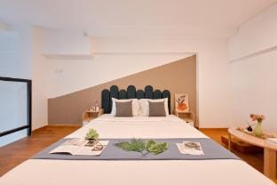 Elegant Studio Loft at Kingland Avenue By Travelio Apartment in West Java