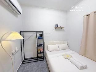 R6R4-1 min KSL Averyday Bus-stop Vacation rental in Johor Bahru