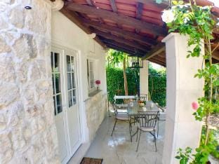 Apartment Lucy 1, Milna, Island Brac, Croatia Apartment in Split-Dalmatia County