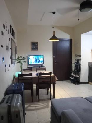 Condo staycation in SLP Bangkal Makati Apartment in Pasay