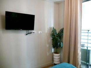 Salcedo Park |Trident Tower |Ayala Ave Staycation Vacation rental in Pasay