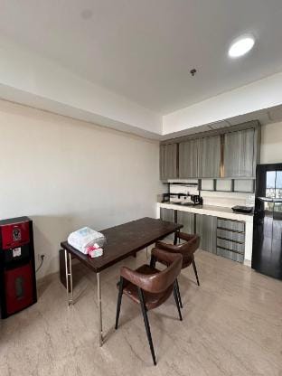 Apartemen Lexington 2Bedroom Lantai 5 diatas Mal Apartment in Indonesia