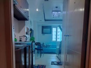 Tums MPlace Staycation 16th Floor Tower A Apartment in Quezon City
