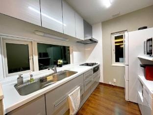8Ppl/30mins to city/Japanese garden/Senougen/Onsen Vacation rental in Sapporo