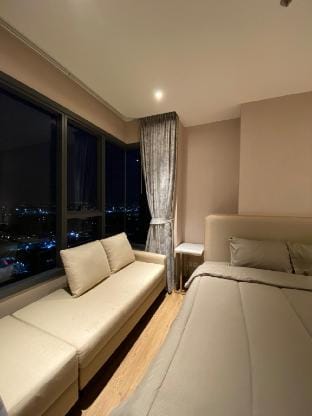 Modern Apartment Near Terminal 21 and North Beach  Vacation rental in Pattaya City