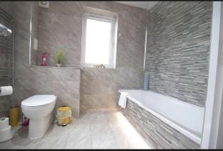 Spacious contactor family Apartment Apartment in Swindon