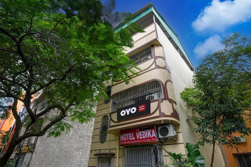 Hotel O Vedika Acropolis Mall Hotel in Kolkata