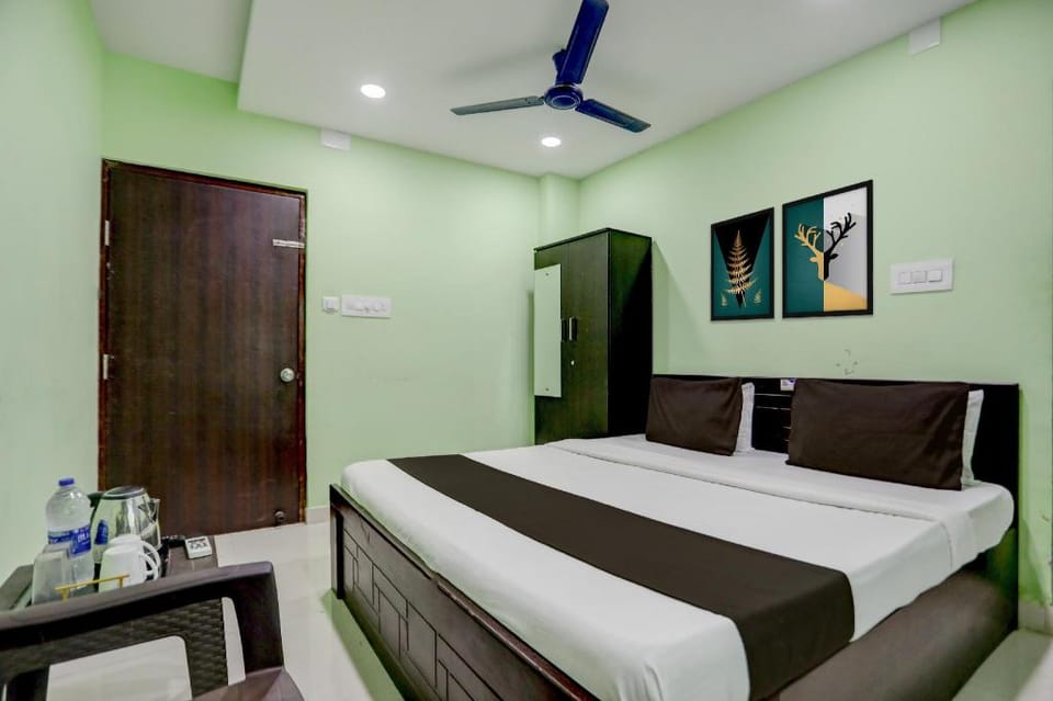 Super Hotel O Cuttack-Puri Bypass Crossway Formerly Anand Palace Hotel in Bhubaneswar
