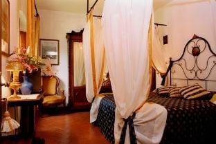 Villa Rigacci boutique hotel in Valdarno area Vacation rental in Tuscany