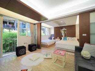 Sunny Hideaway in East Taipei/Near Food & Culture Bed and Breakfast in Taipei City