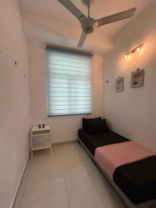 BANGI GATEWAY by Manis Homestay - NETFLIX & WIFI Apartment in Negeri Sembilan, Malaysia