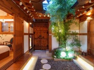 경복궁역 도보4분#전통한옥#광화문,명동,인사동#호텔식침구 Vacation rental in Seoul