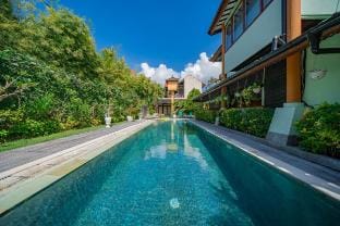 Tropical Room, Seminyak - Room  #1 Vacation rental in North Kuta