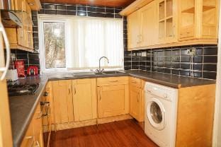 8 Guest Modern Home by O2 Apollo & Ethiad Stadium Vacation rental in Manchester