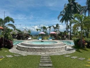 Galaxy Get-Away Exclusive Resort- 20 person Vacation rental in Central Visayas