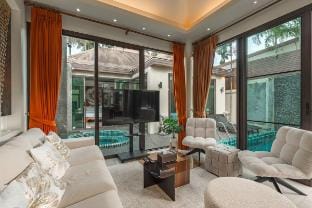 *4BR Pool Villa w/ Jacuzzi | Near Big Buddha V232 Villa in Chalong