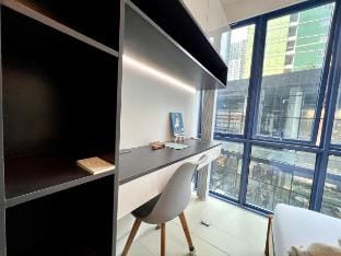 38 Park Avenue #109 Decent 1BR. Internet/Netflix Apartment in Lapu-Lapu City