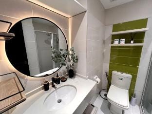 Bamboo Bay T1 unit #3U studio. Internet/Netflix Apartment in Lapu-Lapu City