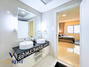 Classy 1BHK Mall Burj Khalifa Vacation rental in Dubai