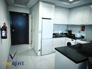 Elegant 1BR | Pool, Gym, Fast Wi-Fi in DAMAC JVC Vacation rental in Dubai