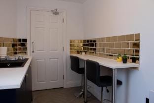 Ivy House Apartment in Boston